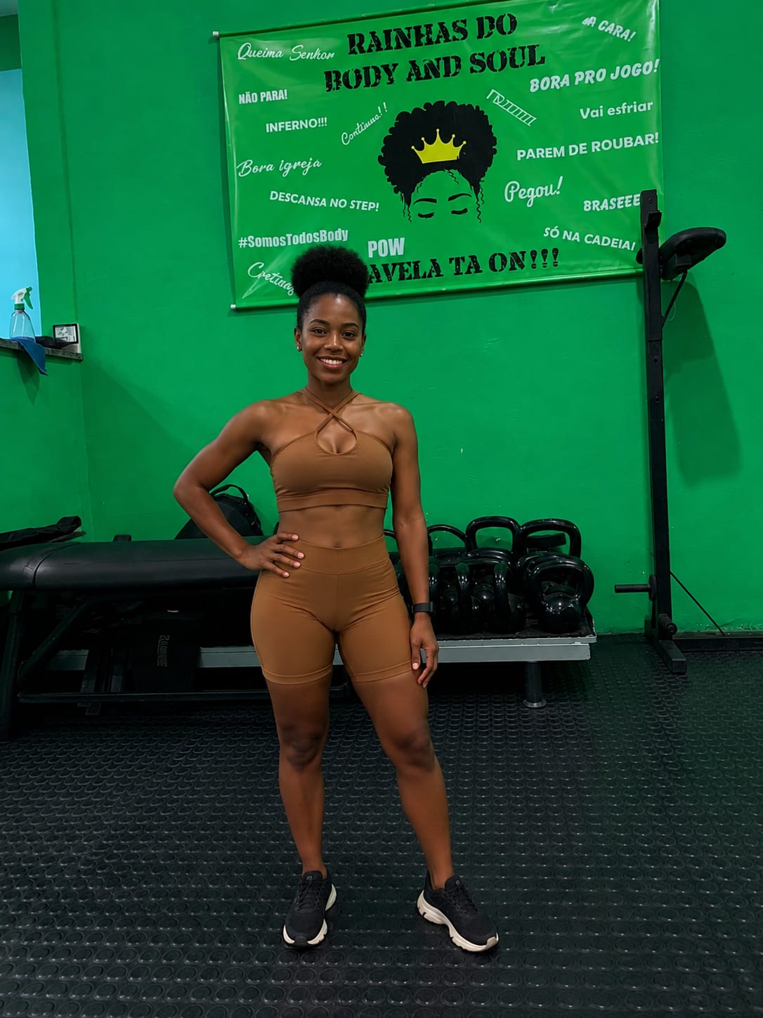 Conjunto Fitness Feminino Café com Estilo Textura M Outlet Verde